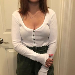 whit long sleeve top